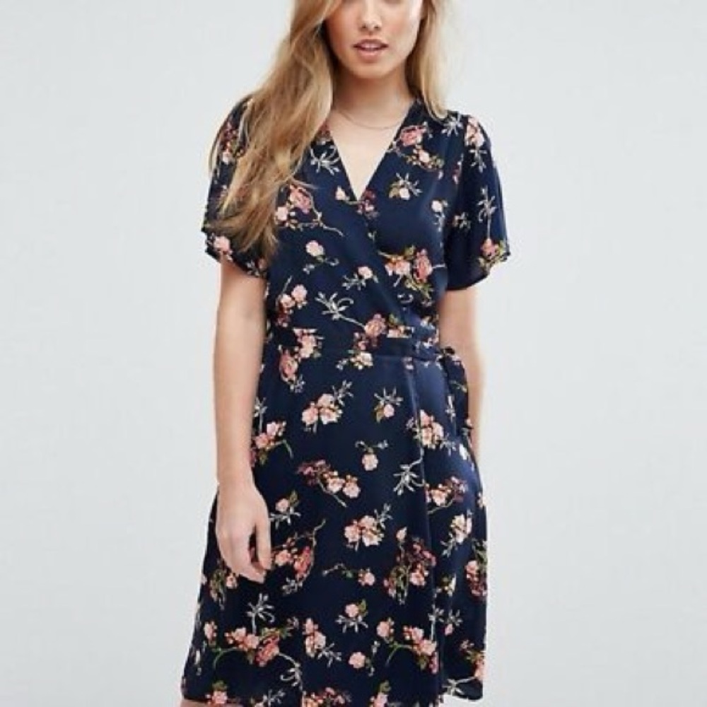 Vero Moda Floral Wrap Dress in Navy